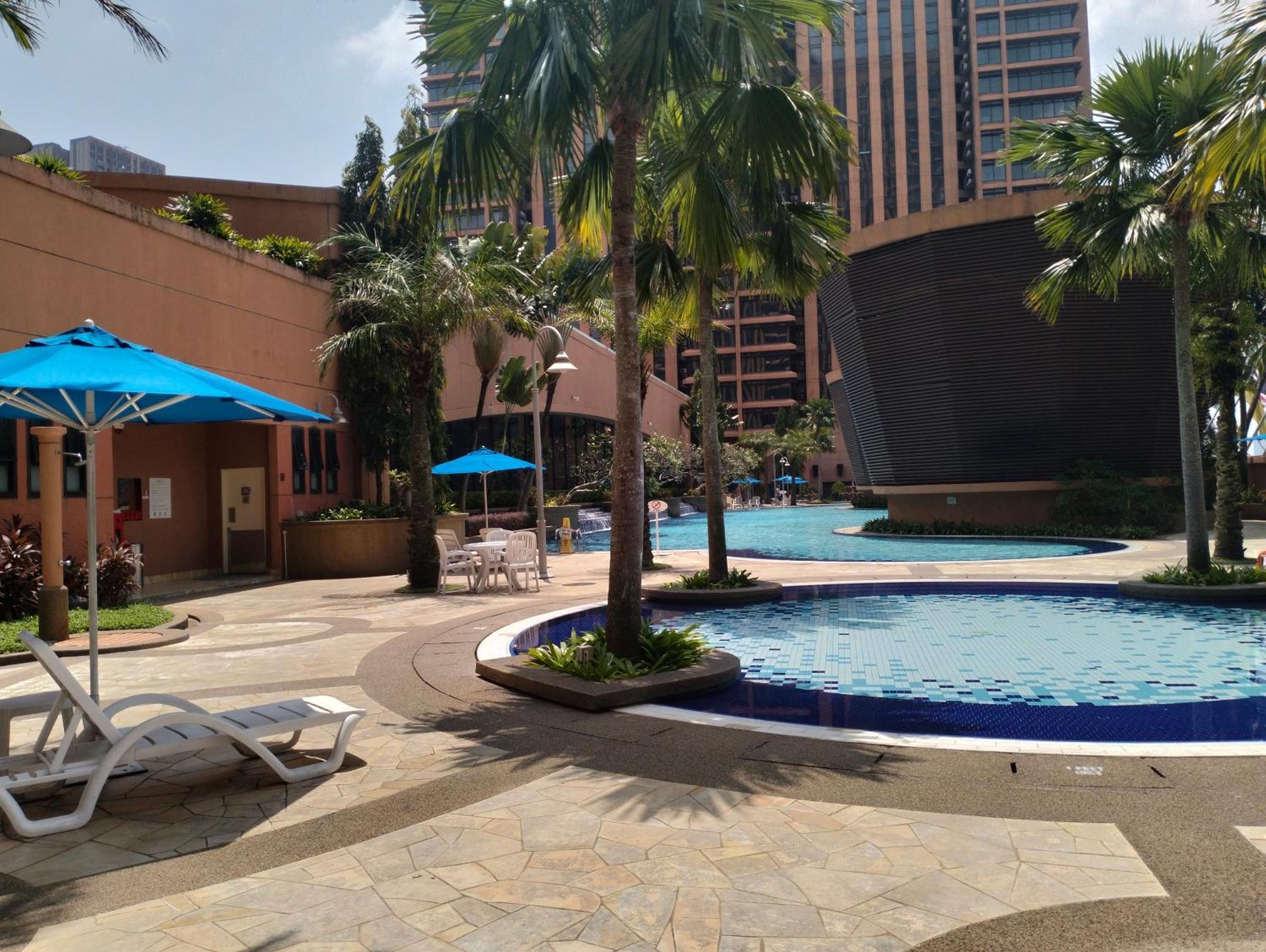 Luxy Service At Times Square Kl Apartment